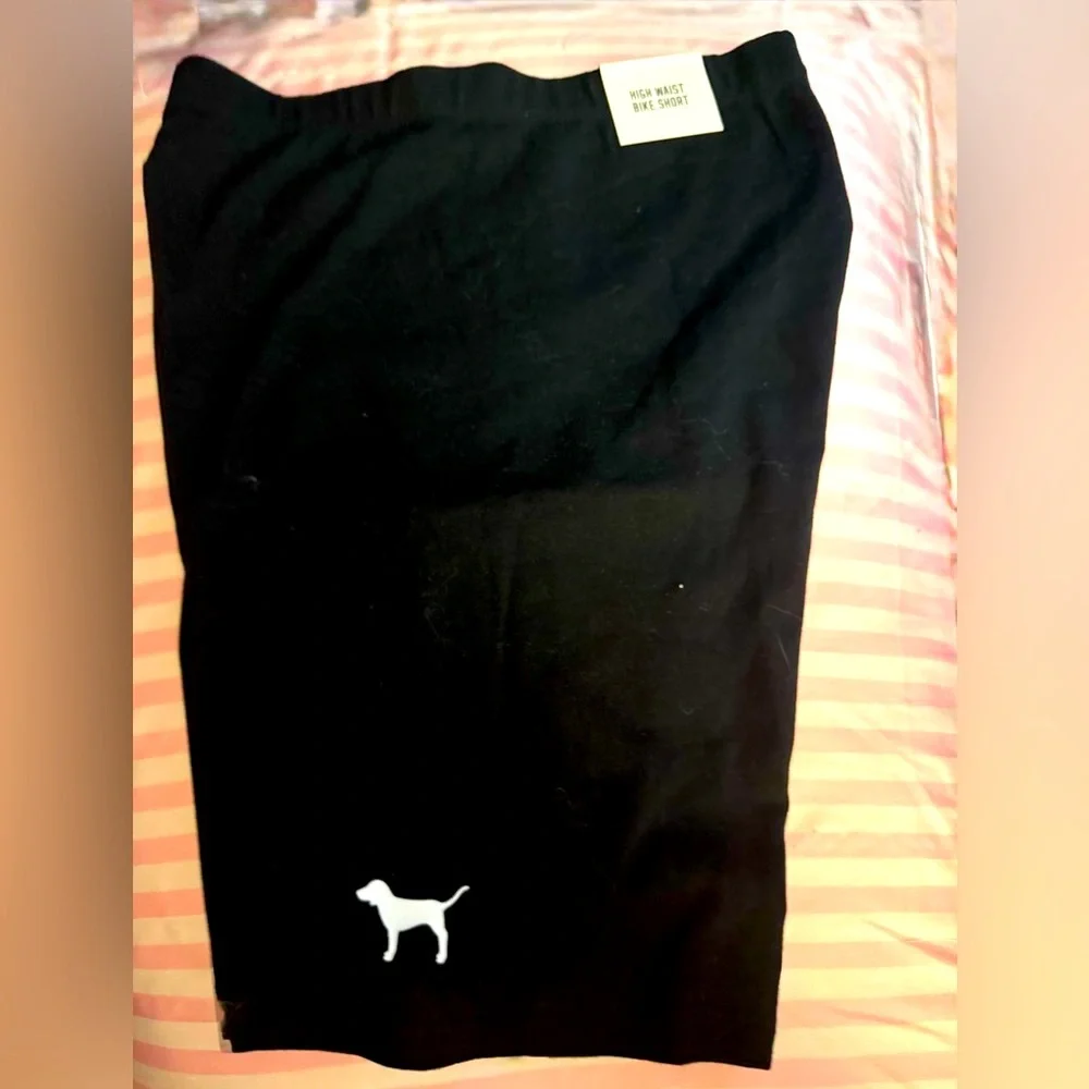 PINK Victoria’s Secret Black high waist Yoga Bike shorts - NWT - Size XS